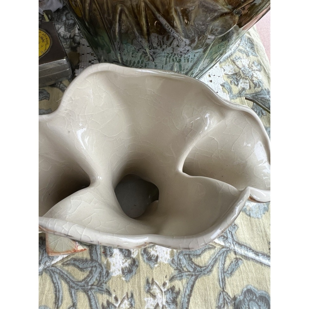 Vintage McCoy USA Triple Calla Lily Vase Planter Pottery Ivory Green Gold 1950s - Picture 8 of 12